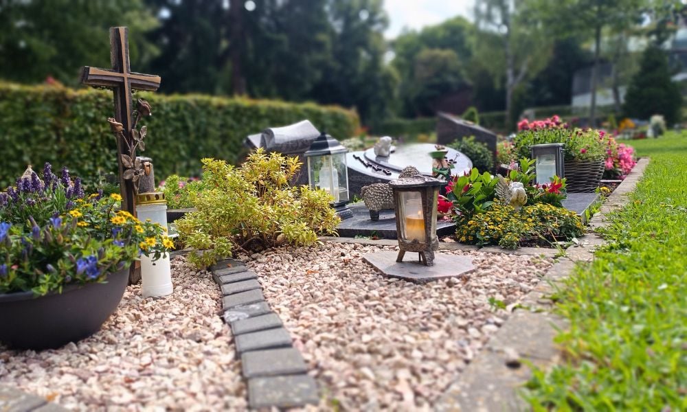 Friedhof Urnengrab